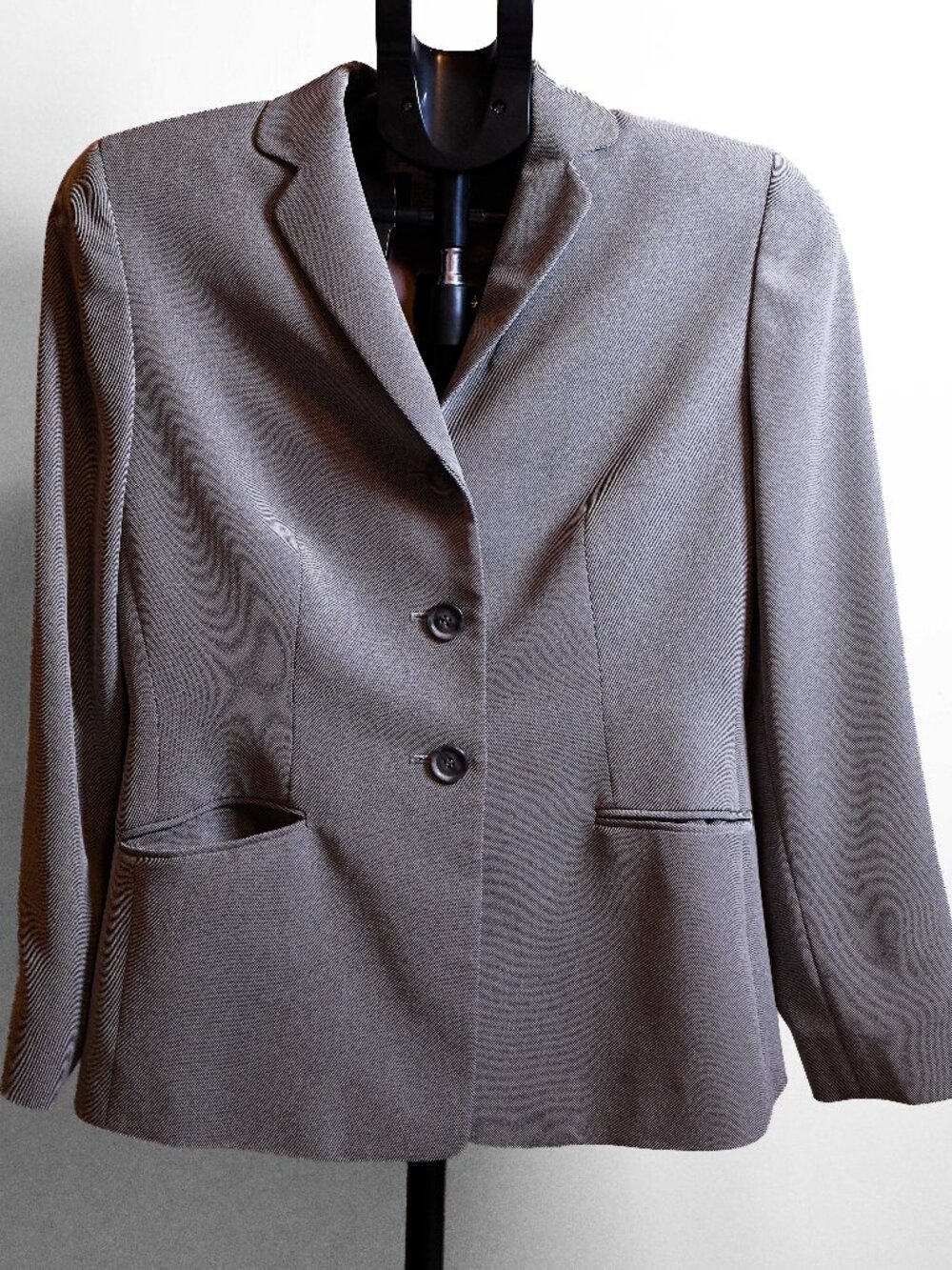 Ann Taylor Womens Classic Gray Jacket Blazer Fitted Lined Size 4 Petite Vintage